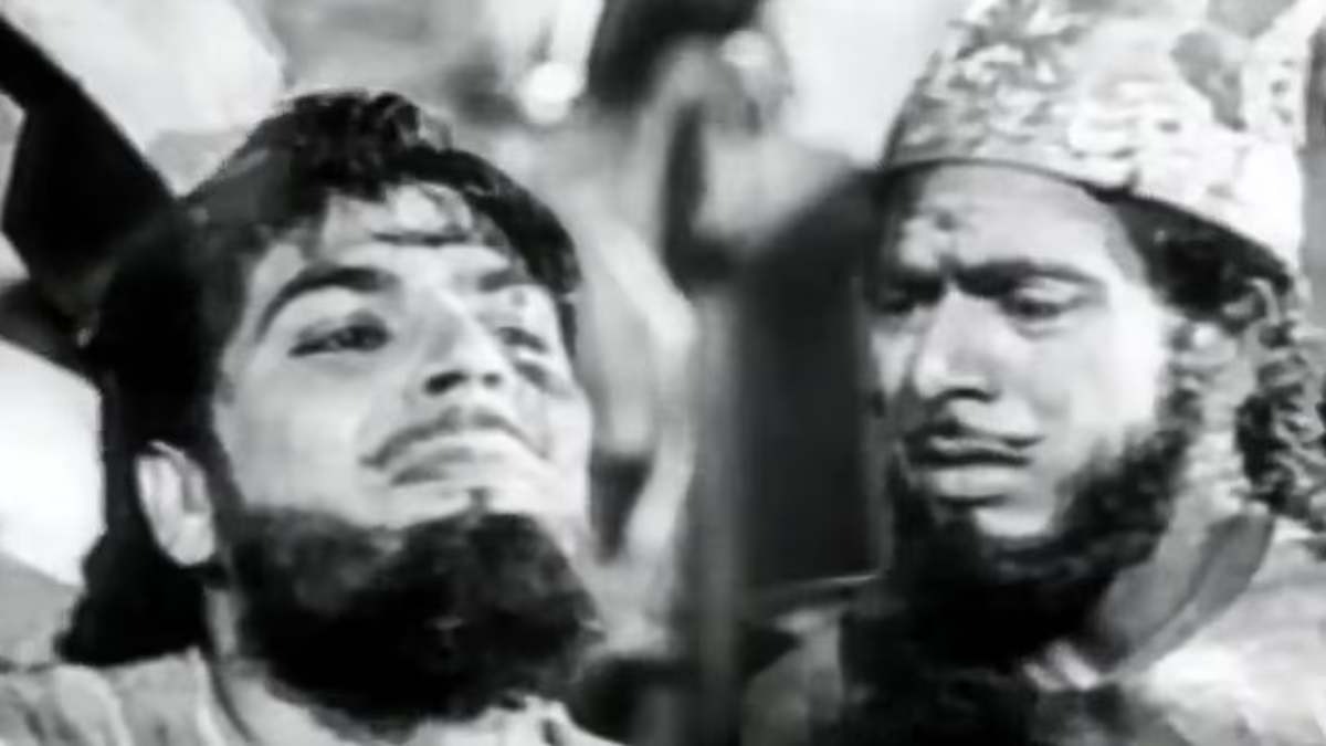 रेट्रो रिव्यू में आज पढ़ें 1952 में रिलीज हुई फिल्म आनंद मठ के बारे में (Photo: ScreenGrab)