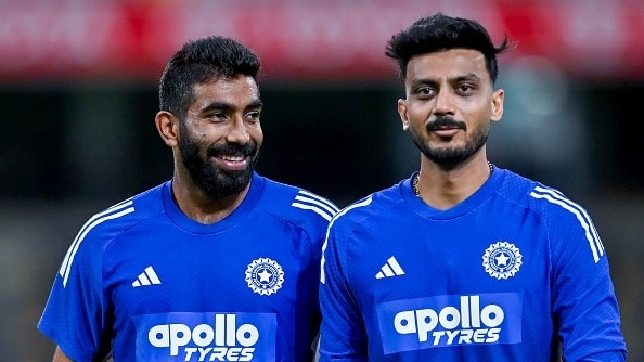 जसप्रीत बुमराह को क्या हुआ? टी20 सीरीज के बीच अचानक घर लौटे, अक्षर पटेल भी धर्मशाला मैच से रहे बाहर – jasprit bumrah axar patel bcci update ind vs sa 3rd t20i tspoa जसप्रीत बुमराह को क्या हुआ? टी20 सीरीज के बीच अचानक घर लौटे, अक्षर पटेल भी धर्मशाला मैच से रहे बाहर – jasprit bumrah axar patel bcci update ind vs sa 3rd t20i tspoa