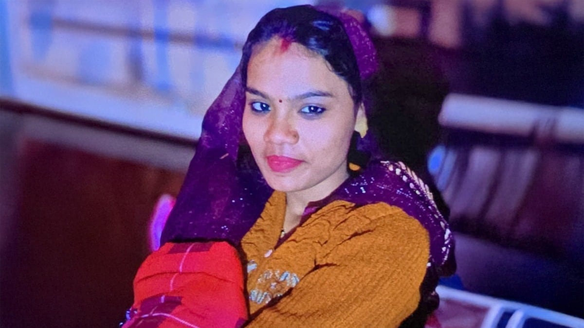 ‘सरप्राइज’ के नाम पर खूनी खेल! भाभी ने ननद की आंखों पर पट्टी बांधकर तवे से किए 50 वार ‘सरप्राइज’ के नाम पर खूनी खेल! भाभी ने ननद की आंखों पर पट्टी बांधकर तवे से किए 50 वार