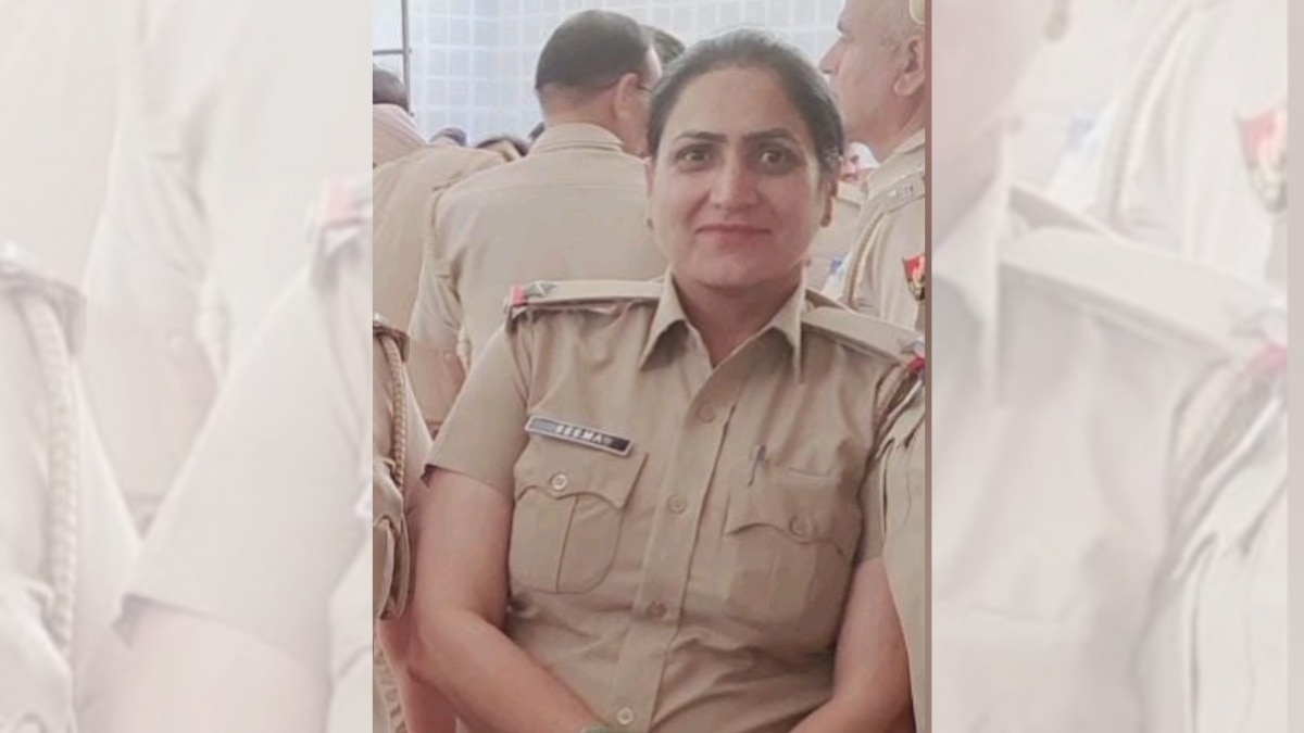 घने कोहरे में ड्यूटी पर जा रहीं महिला ASI की जान गई (Photo: ITG/ Surender Singh)