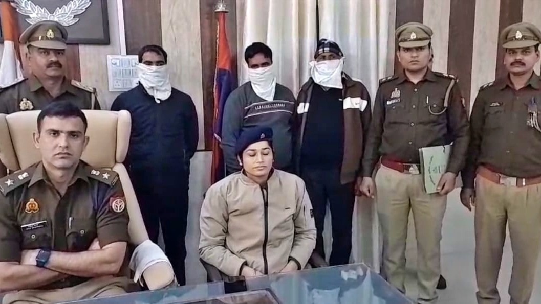 आगरा पुलिस की गिरफ्त में हत्यारोपी (Photo-ITG)