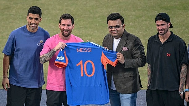 अरुण जेटली स्टेडियम में लियोनेल मेसी को सम्मानित किया गया. (Photo: Getty)