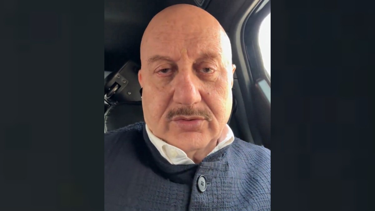 IndiGo के कारण खजुराहो नहीं पहुंच पाए अनुपम खेर.(Photo:Screengrab)