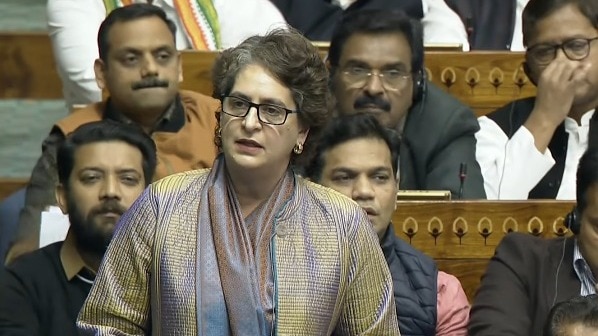 प्रियंका गांधी ने संसद में 'वीबी जी रामजी' बिल का किया विरोध (Photo: Screengrab)