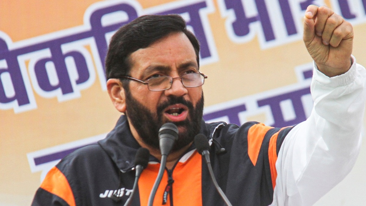 हांसी की जनसभा में कांग्रेस पर तीखा हमला करते हुए मुख्यमंत्री नायब सिंह सैनी (Photo: PTI) 