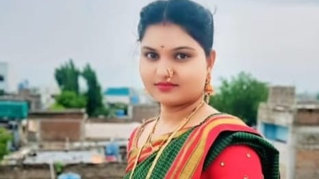 25 Year Old Woman SUICIDE 