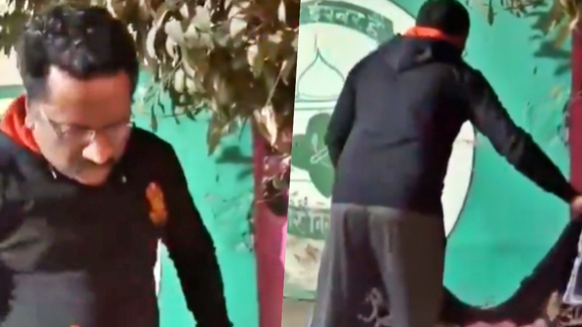 IPS officer video goes viral in Agra (Photo - Screengrab)