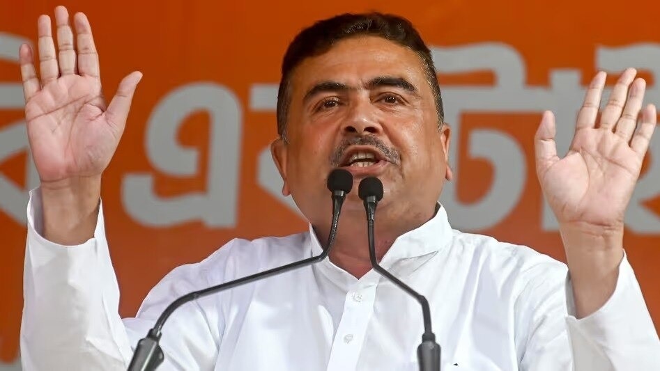 BJP नेता शुभेंदु अधिकारी ने कलकत्ता हाईकोर्ट में याचिका दायर कर जांच की मांग की है (File Photo- PTI)