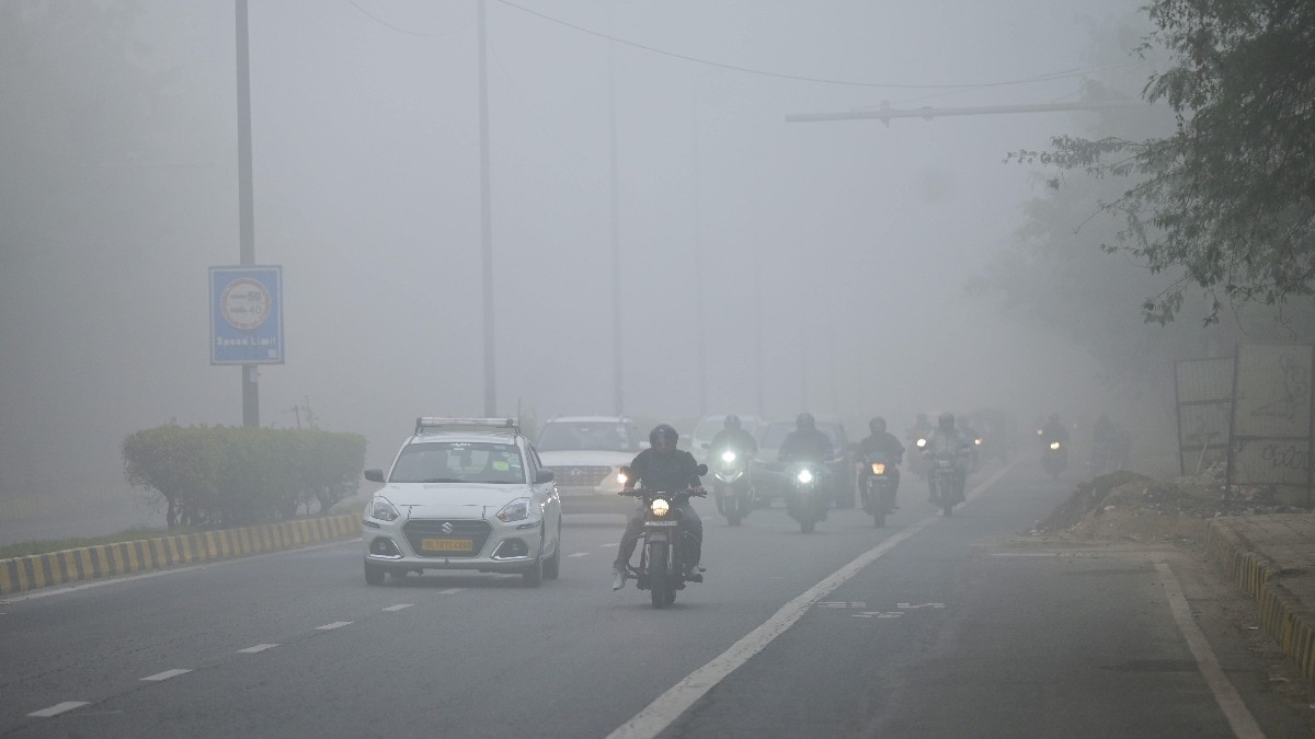 दिल्ली में प्रदूषण के बीच कोहरे का कहर