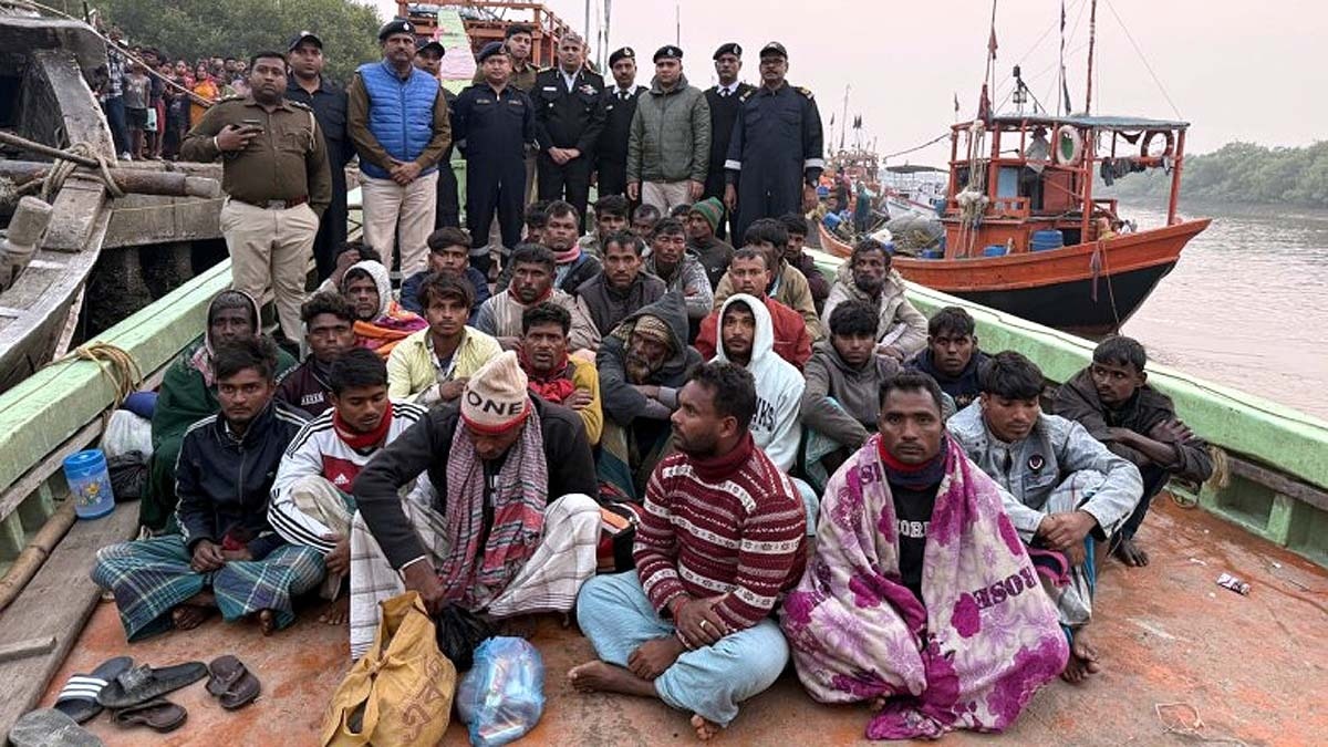 BANGLADESHI FISHING BOATS