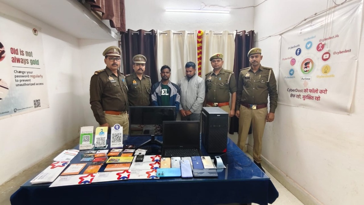 पुलिस की गिरफ्त में आरोपी.(Photo: Siddhartha Gupta/ITG)