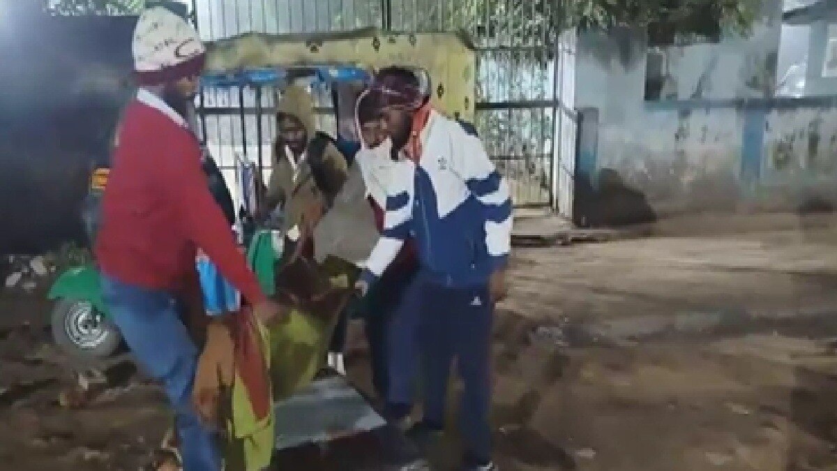 प्रॉपर्टी का लालच और रिश्ते का खून..., बेटे ने पिता को लाठी से पीट-पीटकर ले ली जान