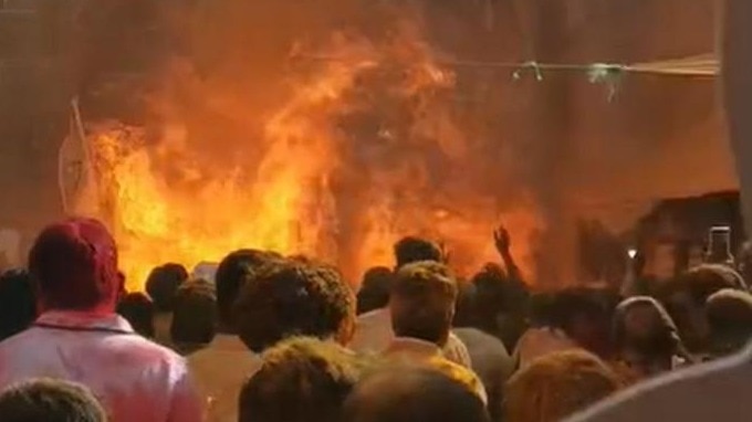 Pune Jejuri Fire Incident during Victory Parade