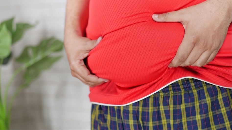 आखिर 30 साल के बाद क्यों निकलता है पेट? आखिर 30 साल के बाद क्यों निकलता है पेट?