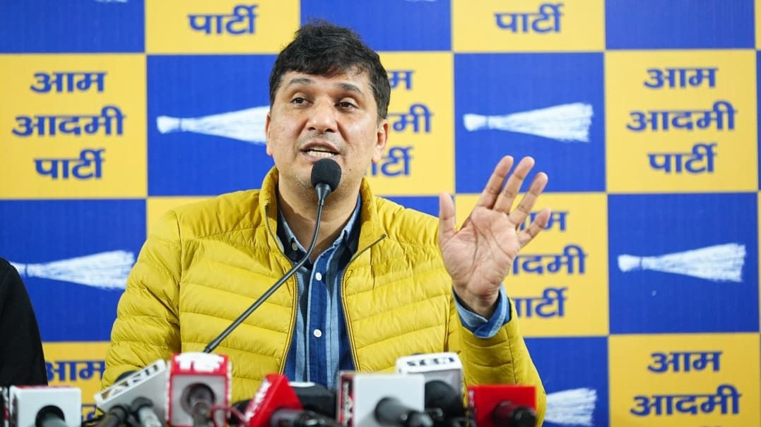 AAP Gujarat Allegations