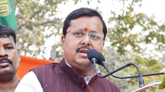 बिहार की राजधानी पटना पहुंचे नितिन नबीन