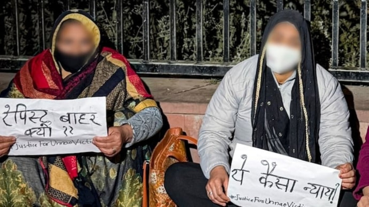 उन्नाव रेप पीड़िता ने सुरक्षा और पुनर्वास को लेकर दिल्ली में आवाज उठाई (Photo: PTI)
