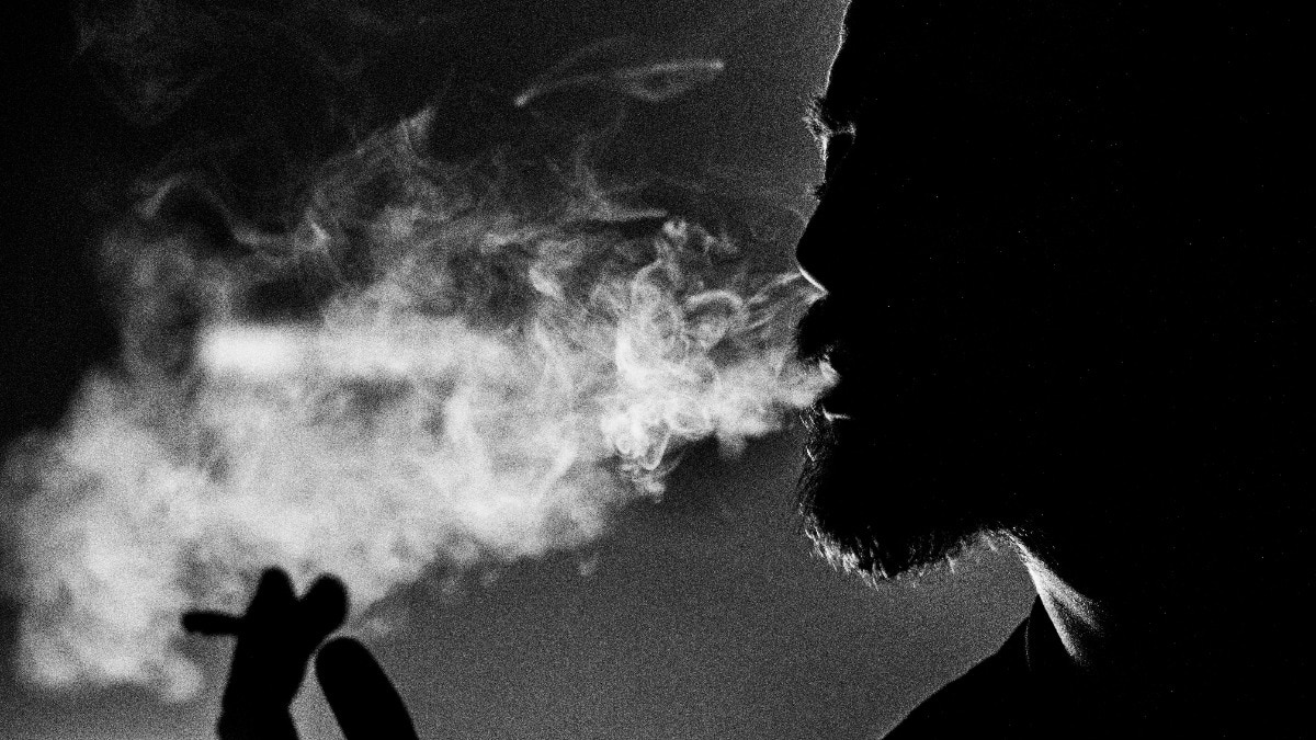 China shopping mall smoking detection