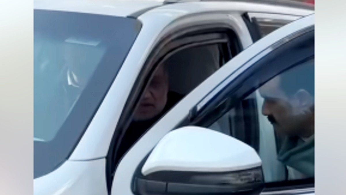 बंद दरवाजा खुला और नरोत्तम मिश्रा बुलाए गए.(Photo:Screengrab)