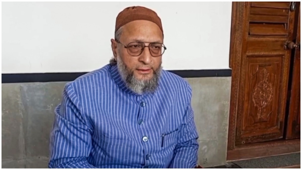  Hyderabad MP Asaduddin Owaisi condemned the attacks on Hindu minorities in Bangladesh