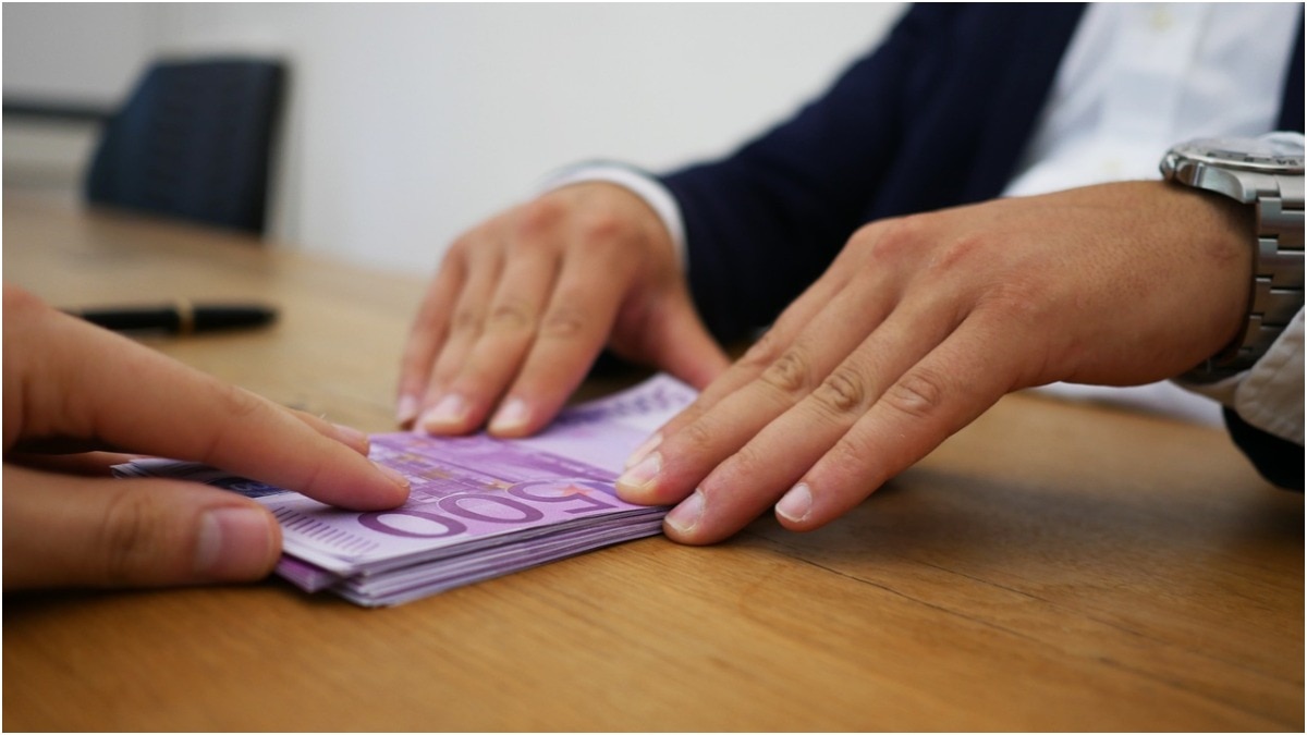 pakistan-banks-interest-free-loan-truth-islamic-banking-explained