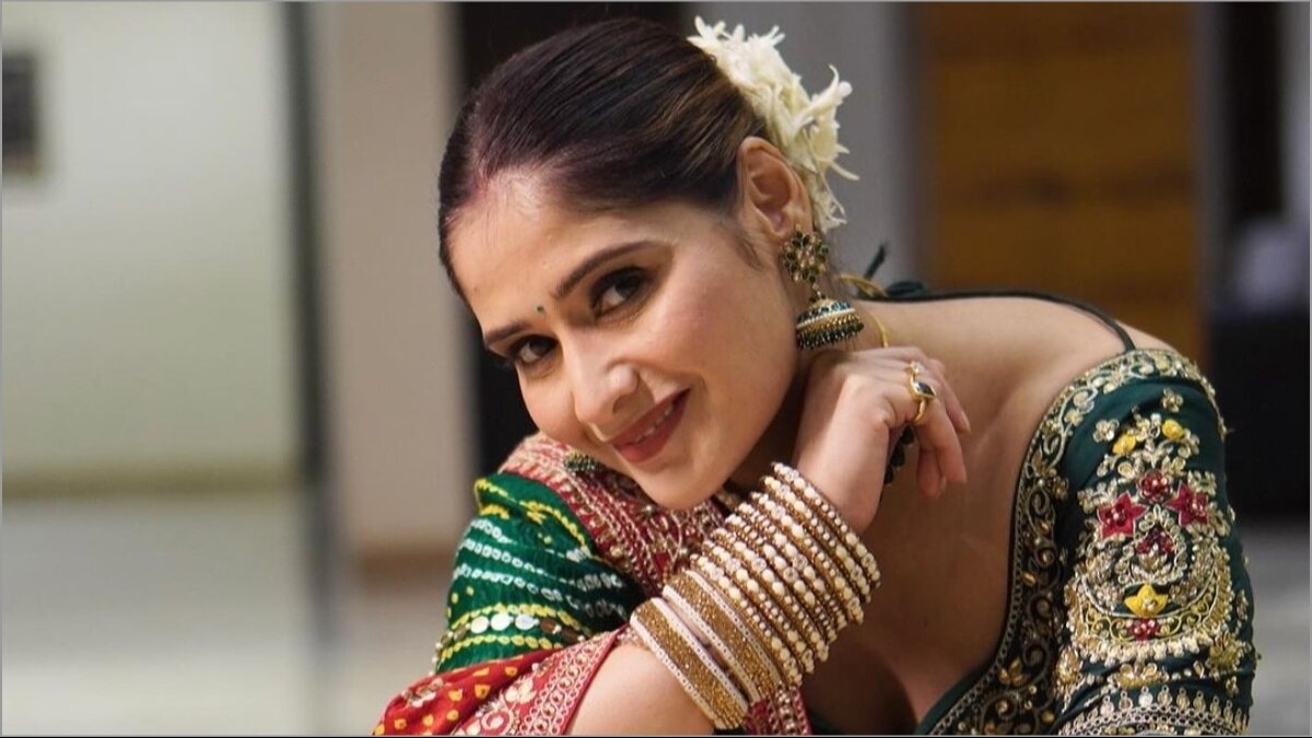 Arti Singh to marry Dipak Chauhan on April 25. 