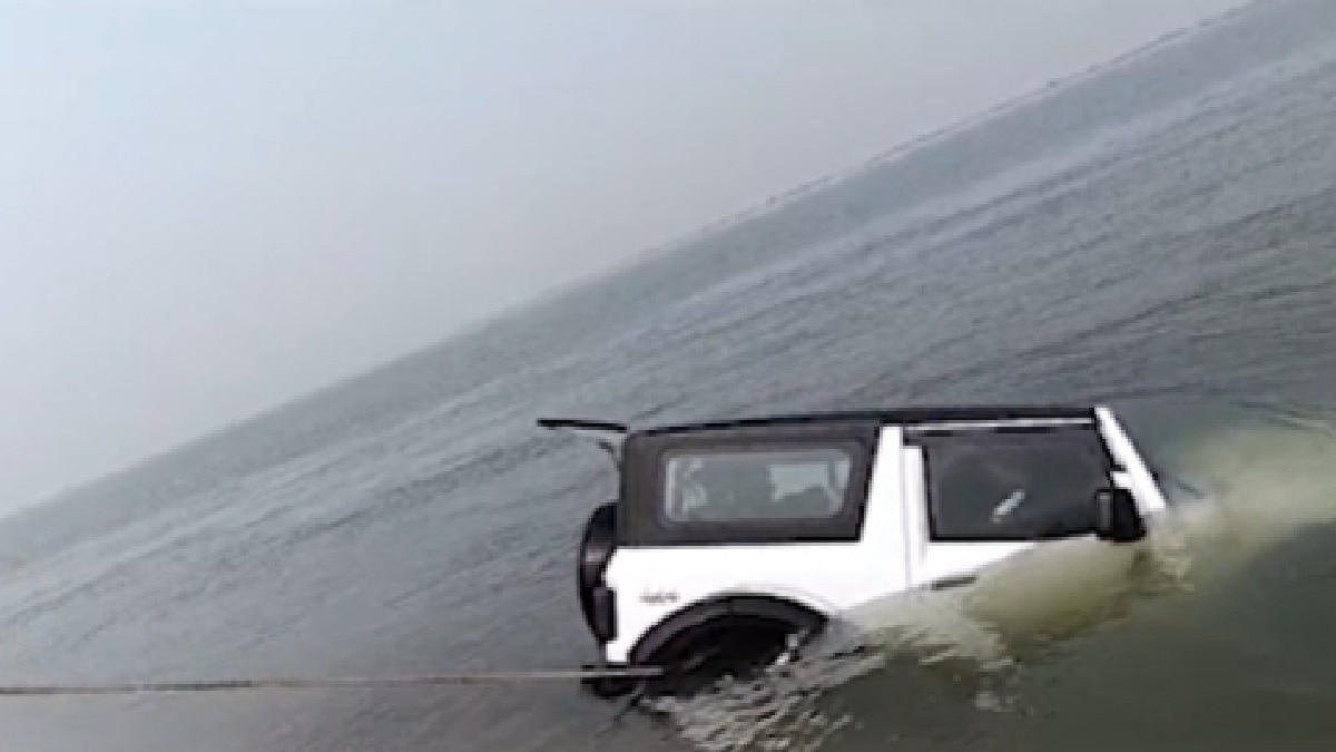 car in sea