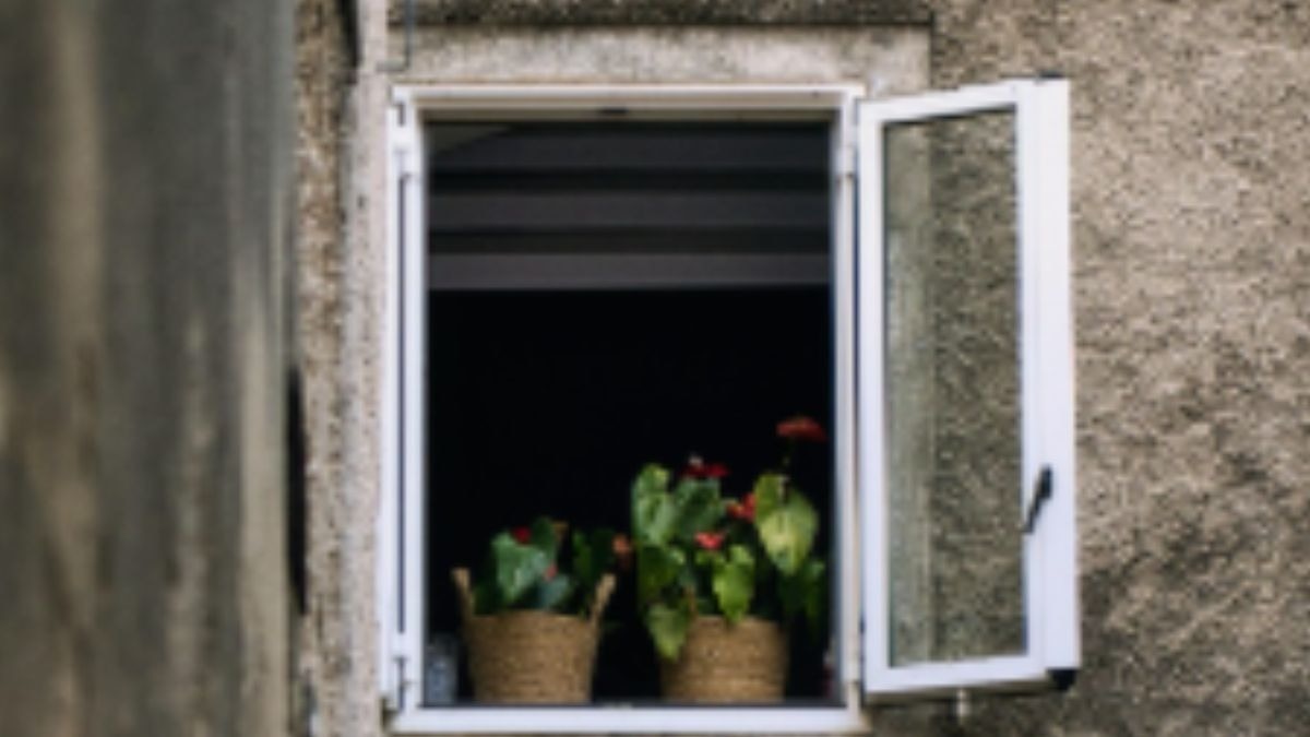 घर की खिड़कियों के लिए वास्तु टिप्स