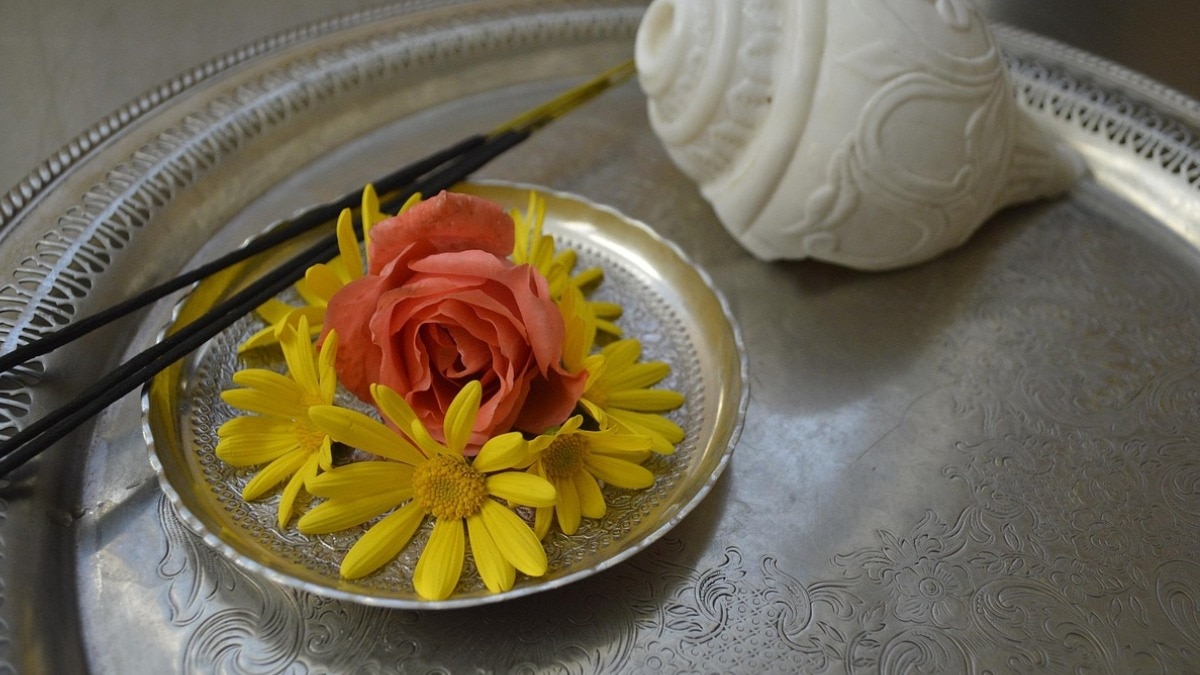 पौष पूर्णिमा व्रत पौष माह की पूर्णिमा तिथि को किया जाता है.