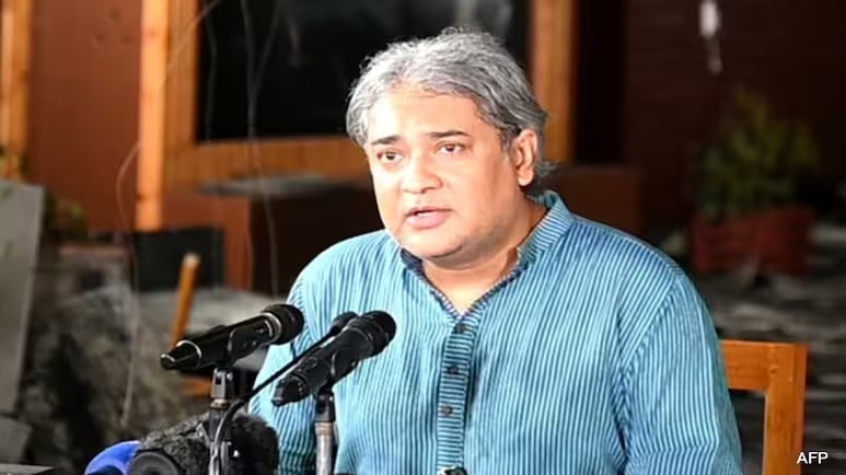 बांग्लादेश में हिंदुओं पर हमले को लेकर क्या बोले शेख हसीना की सरकार में रहे मंत्री (Photo: AP)