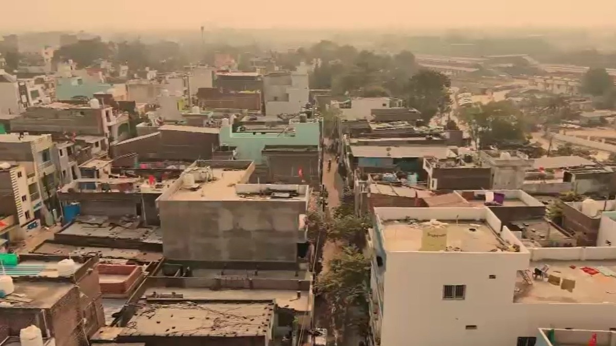 इंदौर में कई जगहों पर किया जा रहा गंदे पानी का सप्लाई.  (Photo: Screengrab)