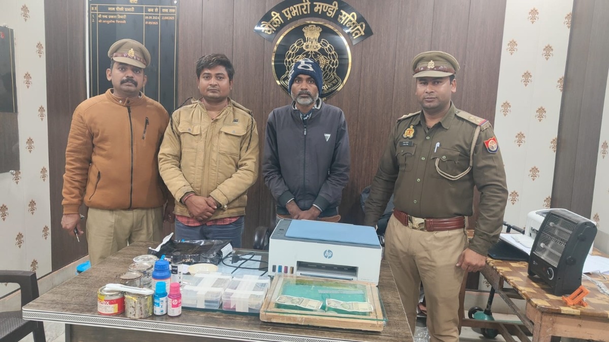 पुलिस की गिरफ्त में आरोपी.(Photo: Siddhartha Gupta/ITG)