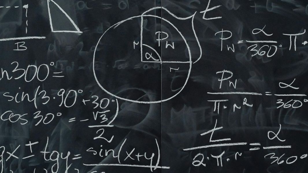 कोरिया के 31 वर्षीय गणितज्ञ बेक जिन-ईऑन की काफी चर्चा हो रही है. (Photo: Pexels)