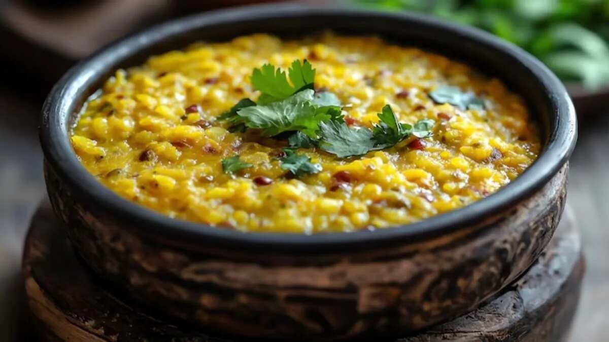 Not Bengali but this khichdi is the best of the south, a great recipe for monsoon or winter