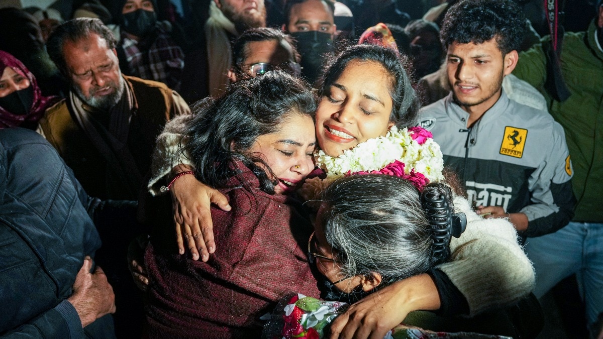 जेल से बाहर आईं गुलफ़िशा फ़ातिमा