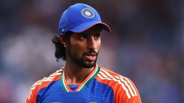 T20 वर्ल्ड कप से पहले टीम इंडिया को झटका, तिलक वर्मा घायल... न्यूजीलैंड सीरीज से भी होंगे बाहर?