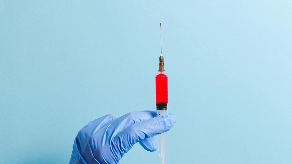 Russian teen drinks own blood