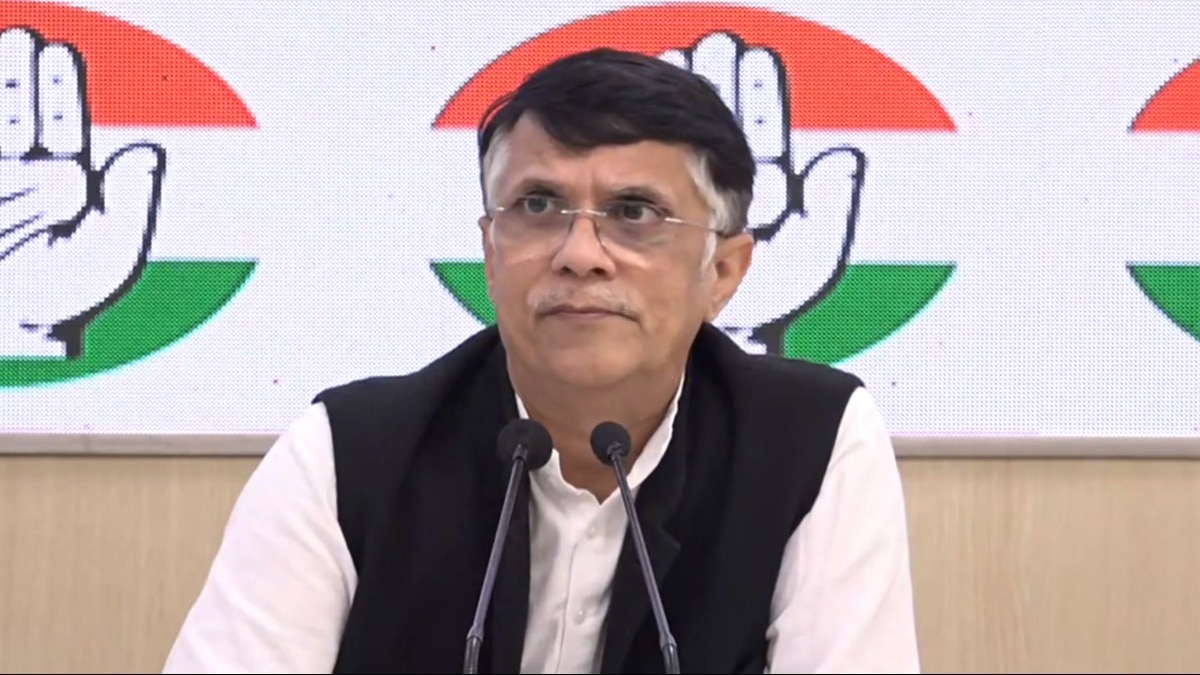 Congress leader Pawan Kheda attacked the central government