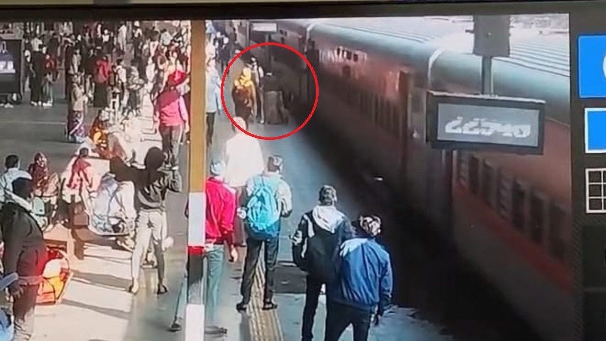 घटना CCTV में कैद.(Photo: Brijesh Doshi/ITG)