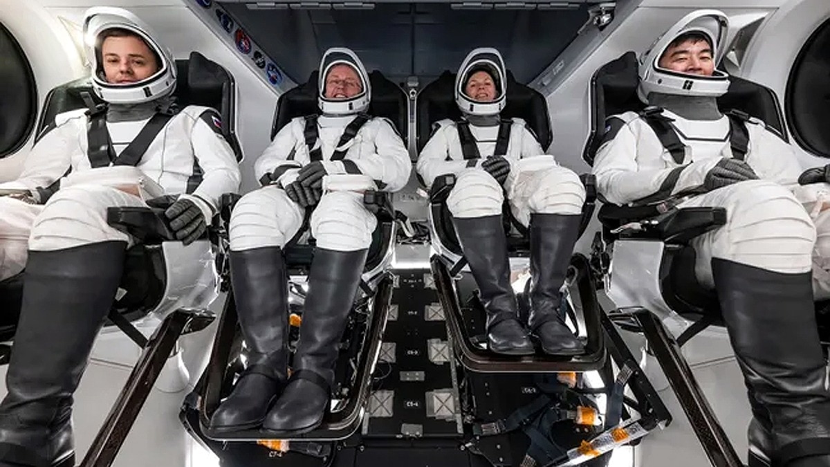 ISS astronaut medical evacuation