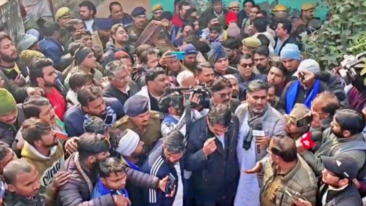 Protests erupt in Meerut after murder of Dalit woman (Photo - ITG)