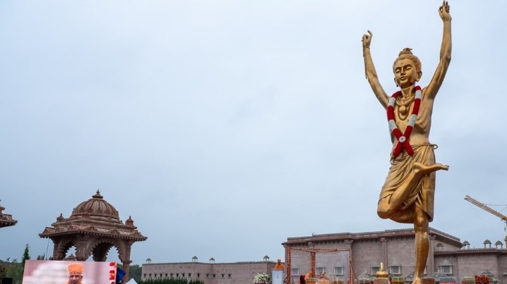 Akshardham Temple’s 108-Foot Golden Statue: Unveiling Neelkanth Varni Murti in 2026 Akshardham Temple’s 108-Foot Golden Statue: Unveiling Neelkanth Varni Murti in 2026