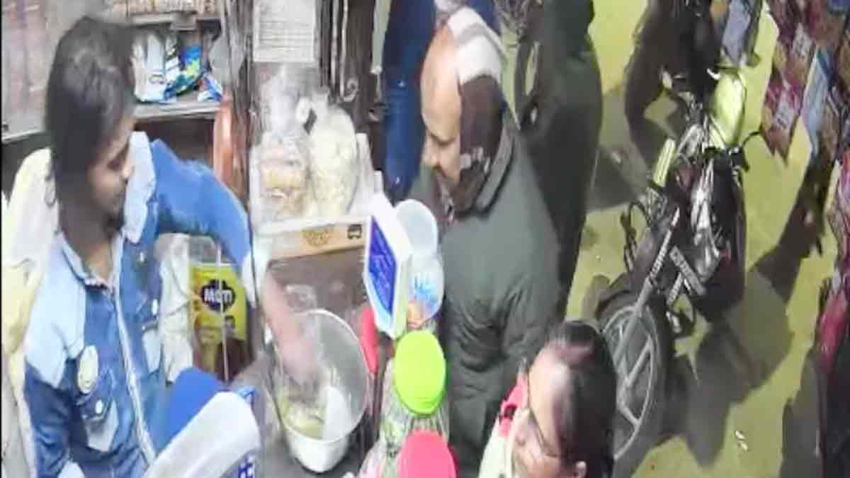 Live video of death at a grocery store