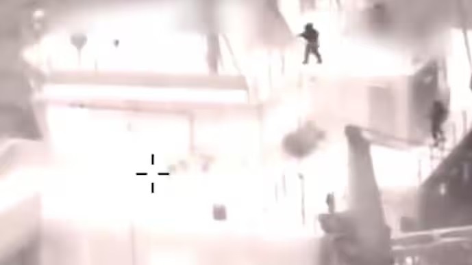 अमेरिकी सेना का ऑपरेशन (Photo: AP)