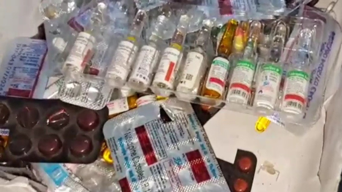जिला अस्पताल में एक्सापयर इंजेक्शन मिलने से हड़कंप.  (Photo: Screengrab)