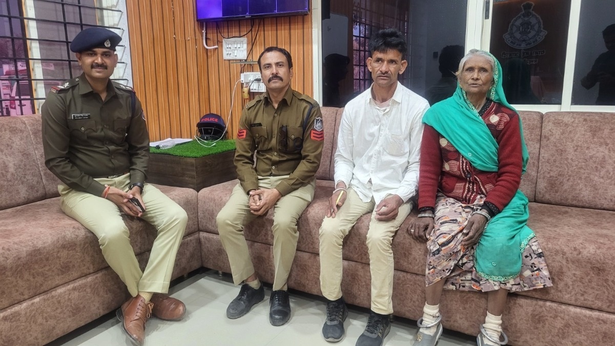 मध्य प्रदेश से ये भावुक कर देने वाली कहानी सामने आई है. (Photo: ITG)