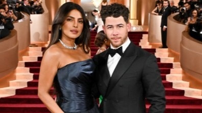  Priyanka Chopra Fixed Nick Jonas tie 