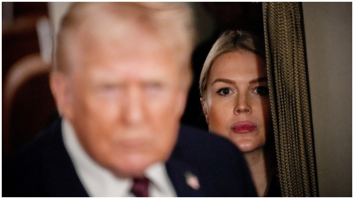 trump-turbulence-joke-about-karoline-leavitt-on-air-force-one-goes-viral