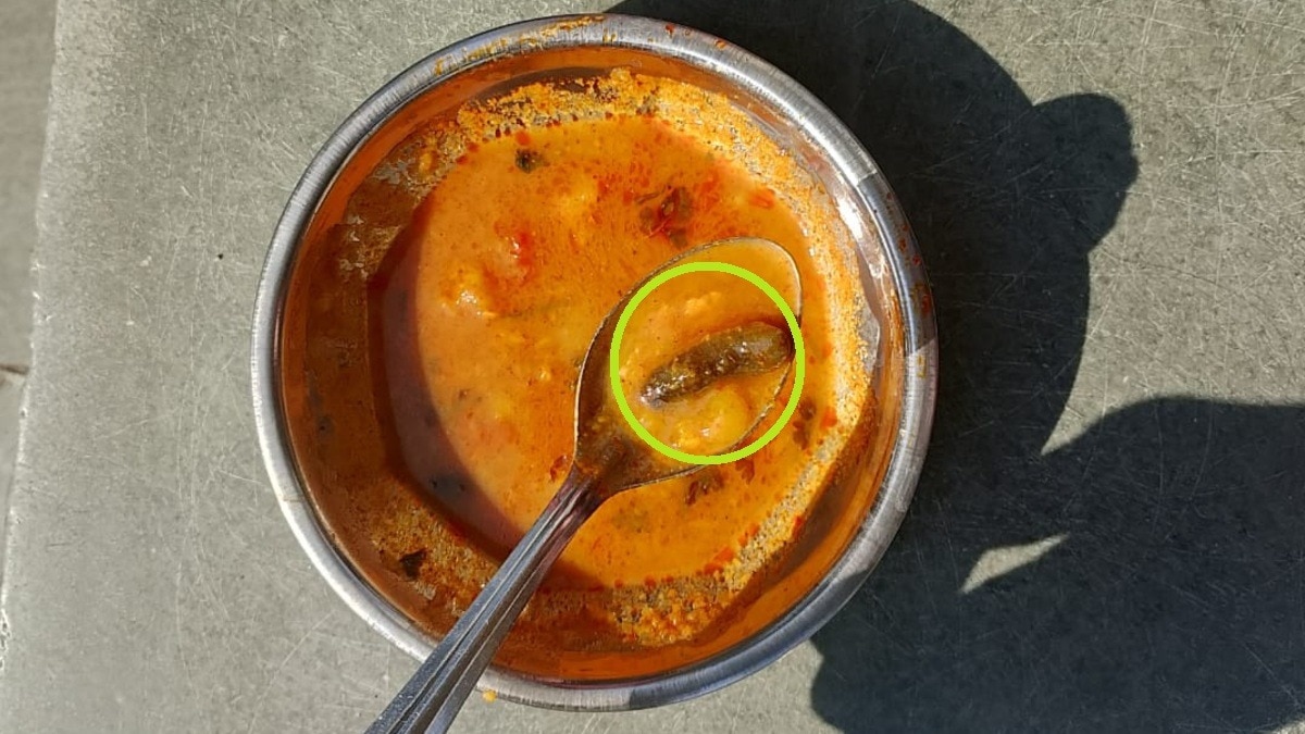 छात्राओं को मिल रहा इल्लियों वाला खाना.(Photo:Screengrab)