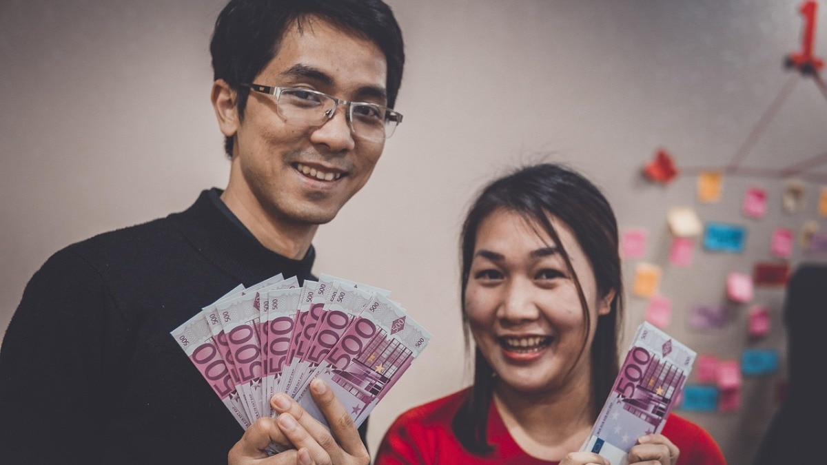 Love insurance China